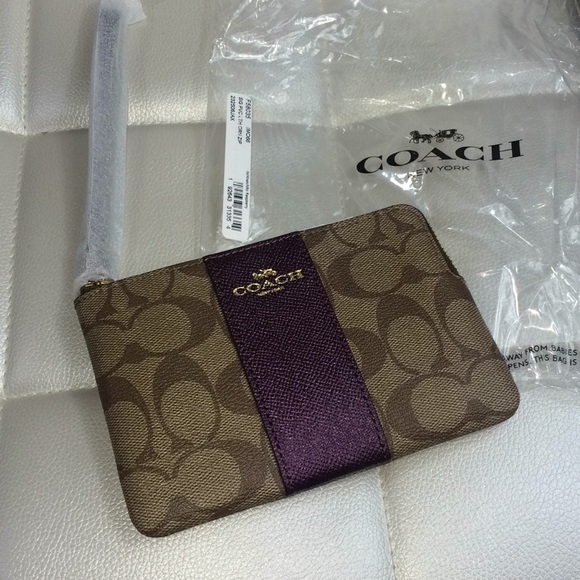 NEW Coach wristlet wallet logo raspberry purple - Picture 3 of 6